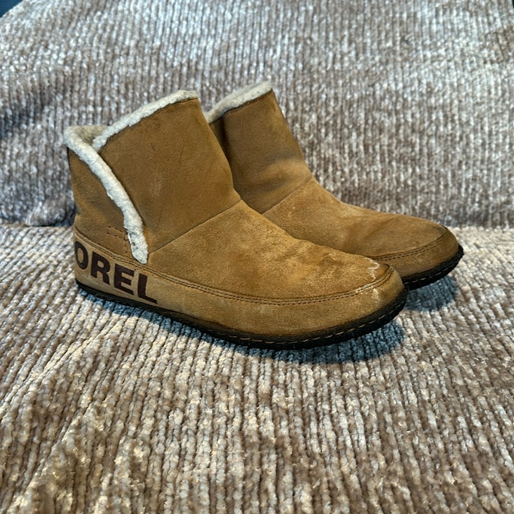 Sorel Nakiska Boot size 8